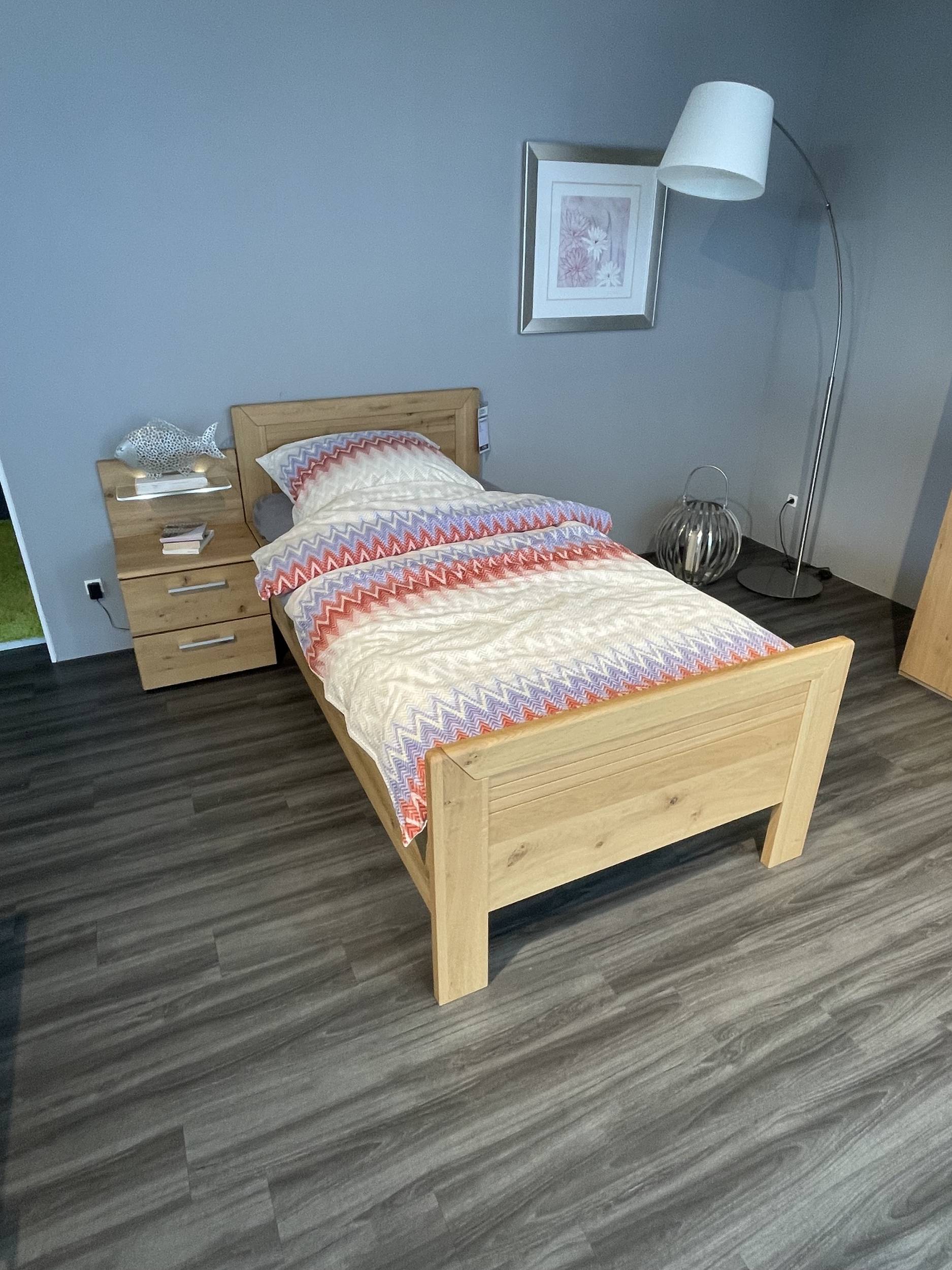 Einzelbett 8108100221