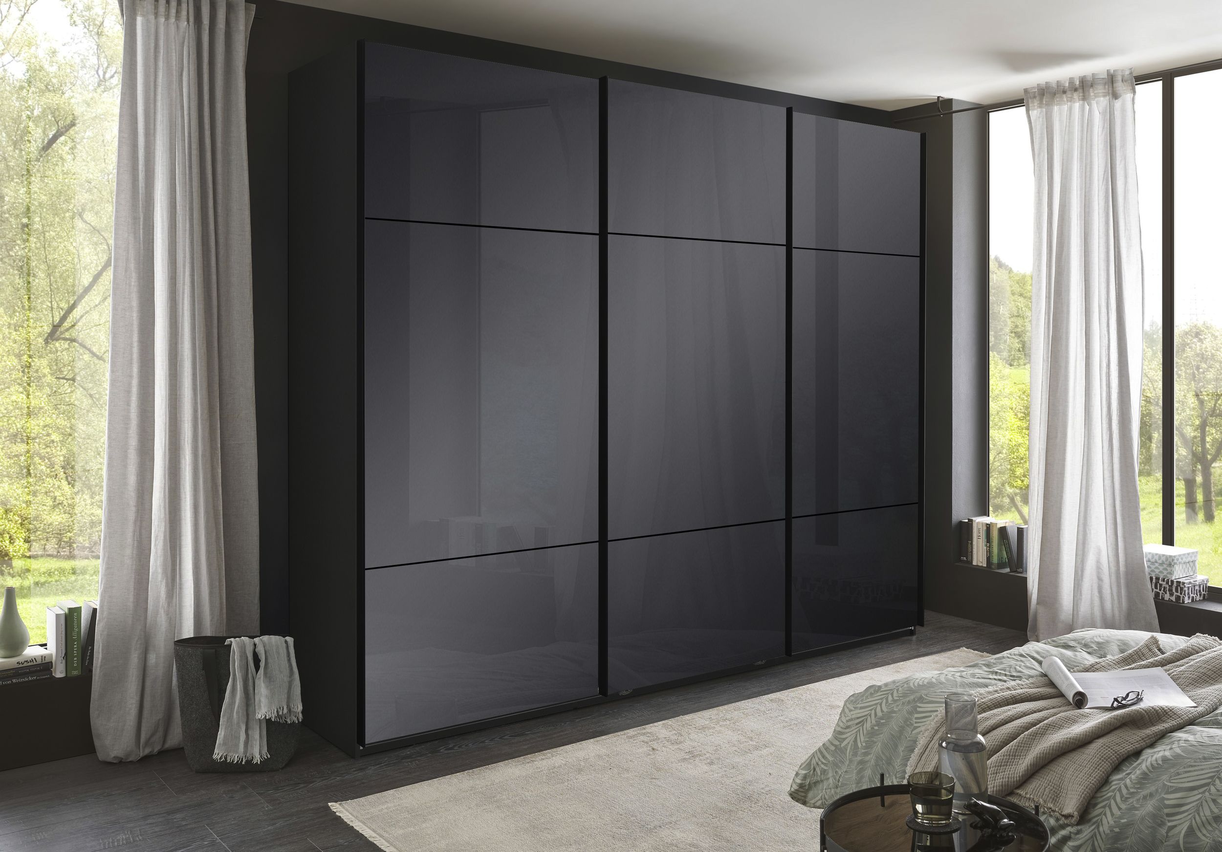 Schwebetürenschrank 3-trg. dunkel 8111300020