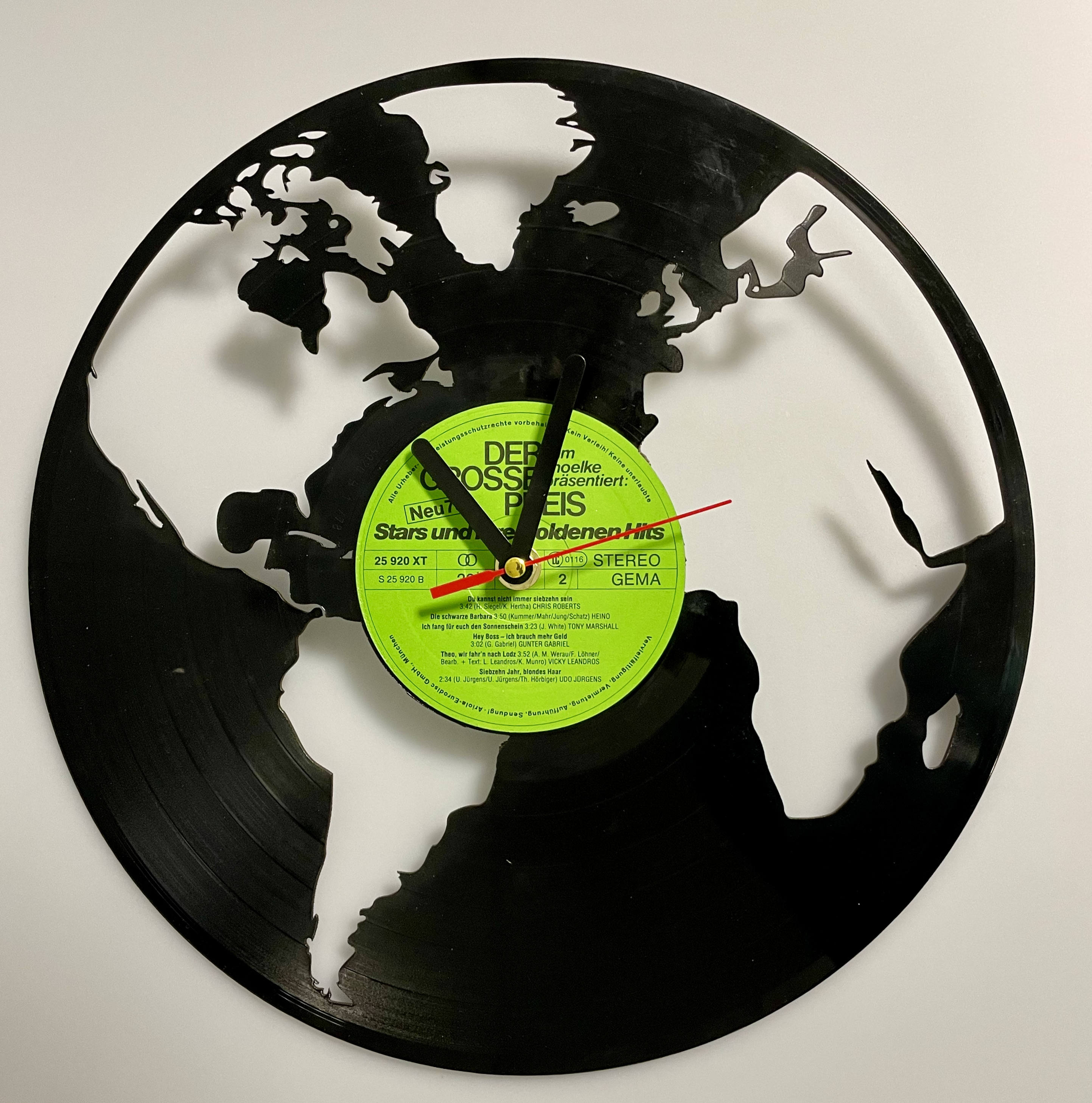 Wanduhr WORLD MAP VINYL [fabb37 LASER]