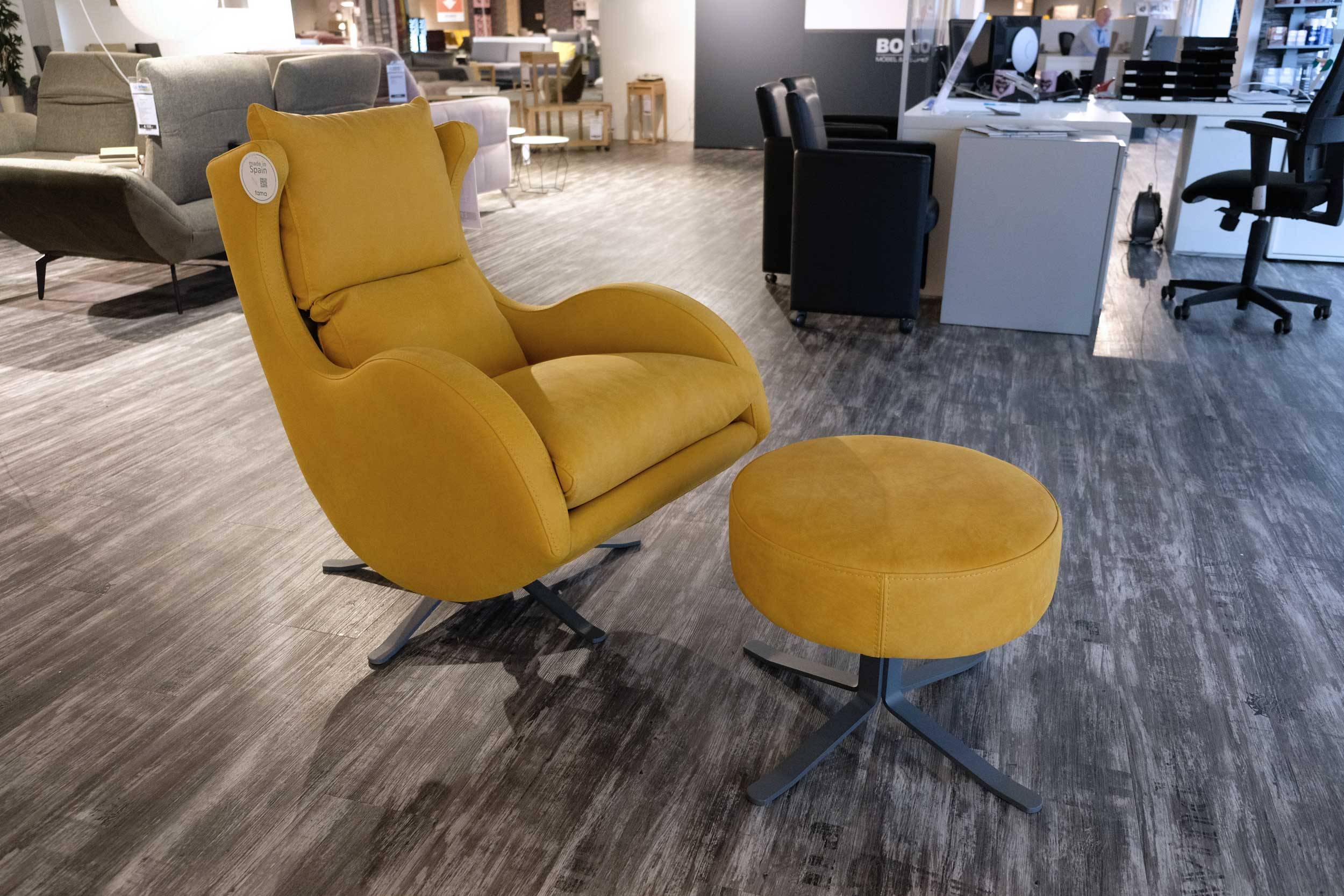 Armlehnsessel mit Hocker 8110900004