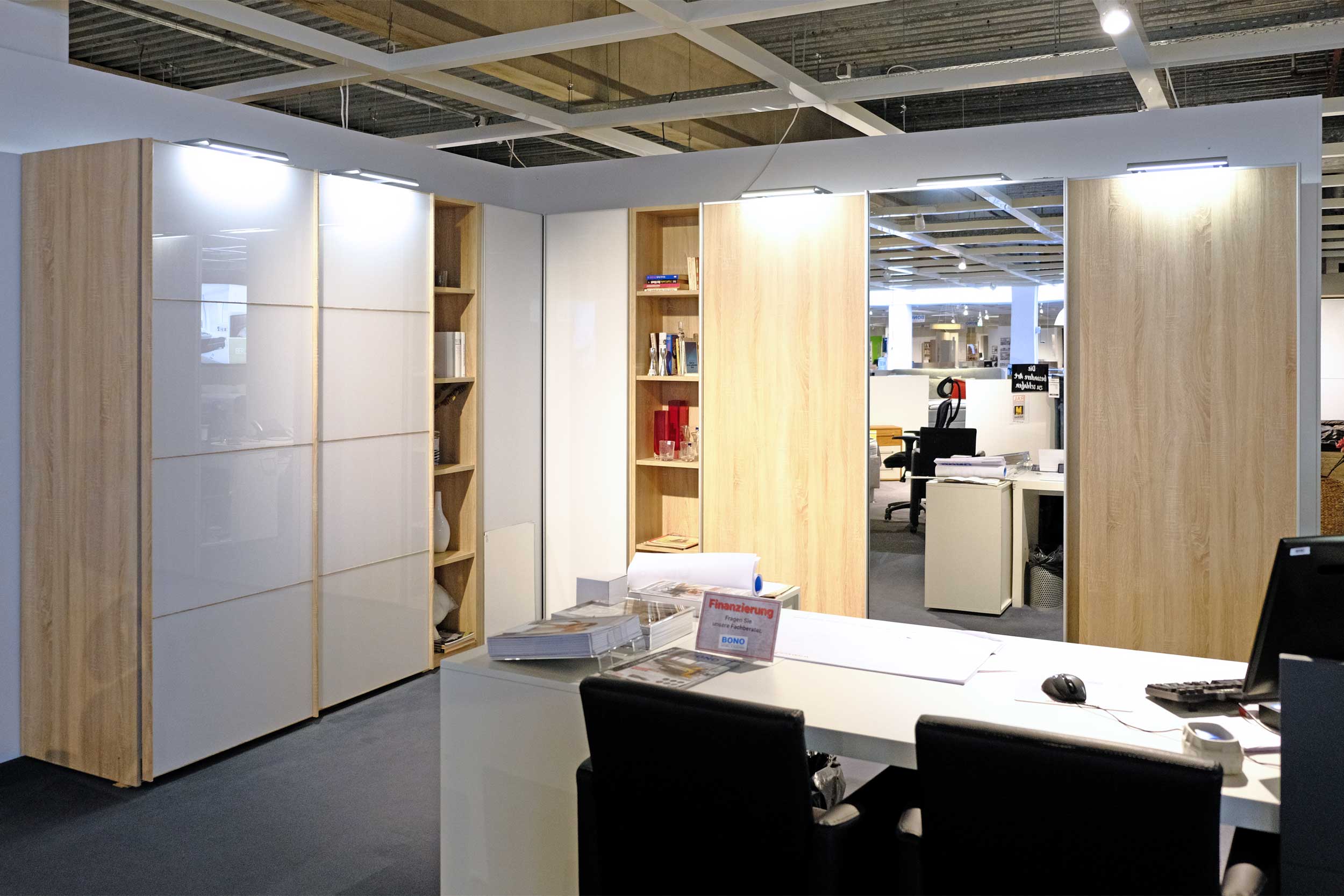 Schwebetürenschrank 7014100171