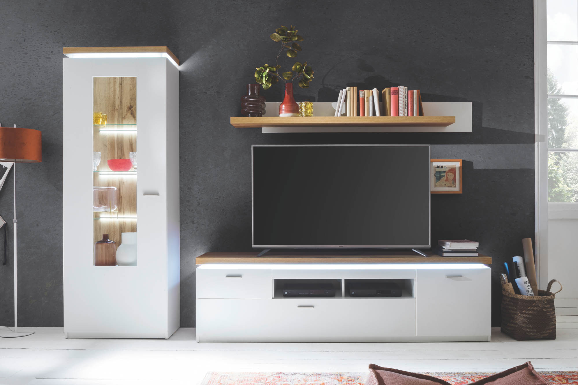 Vitrine links 8092800190