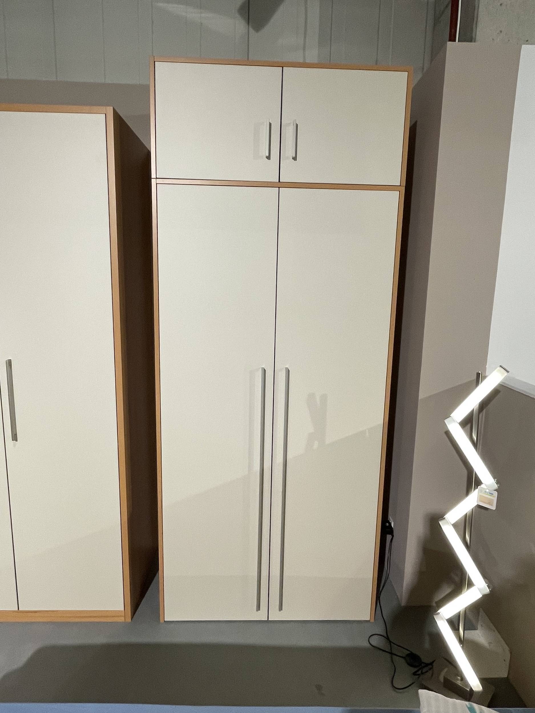 Kleider-Wäscheschrank  8113600009