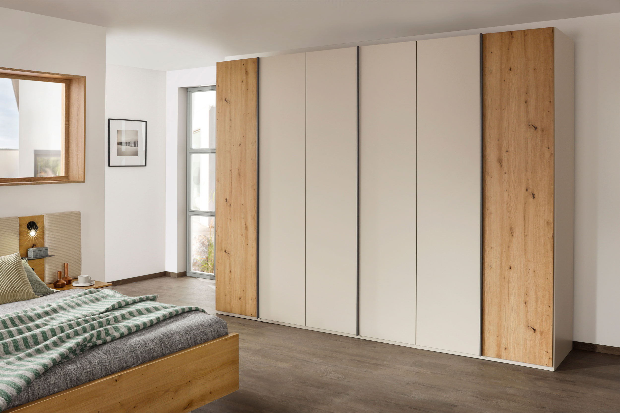 Drehtürenschrank 8108100141