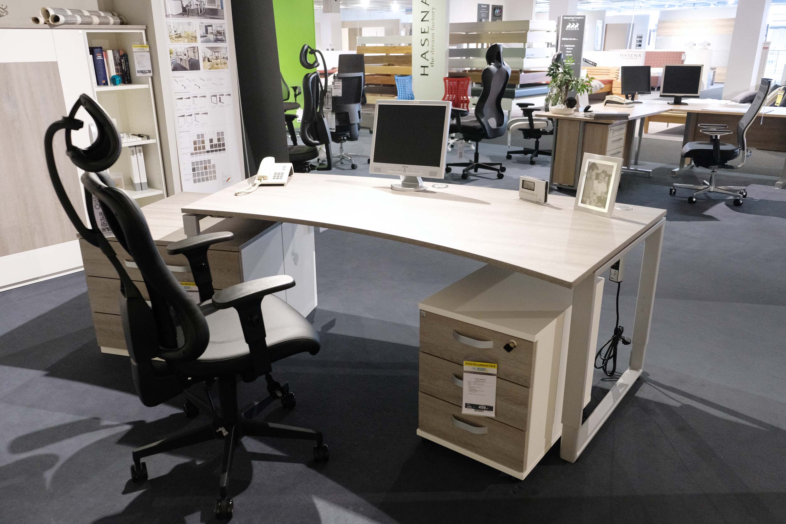 Freiform-Schreibtisch, rechts 7013600004