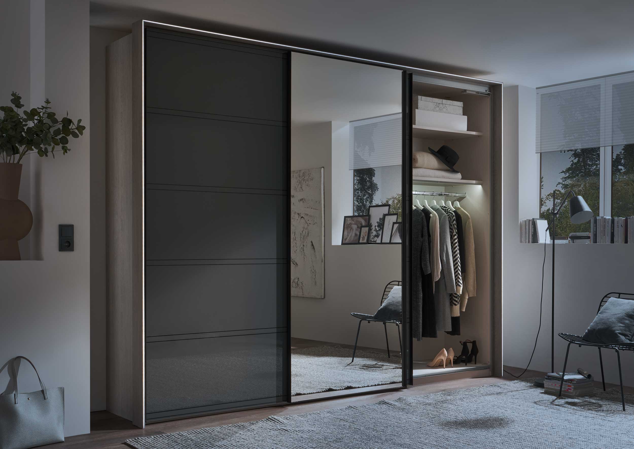 Schwebetürenschrank 7014100226