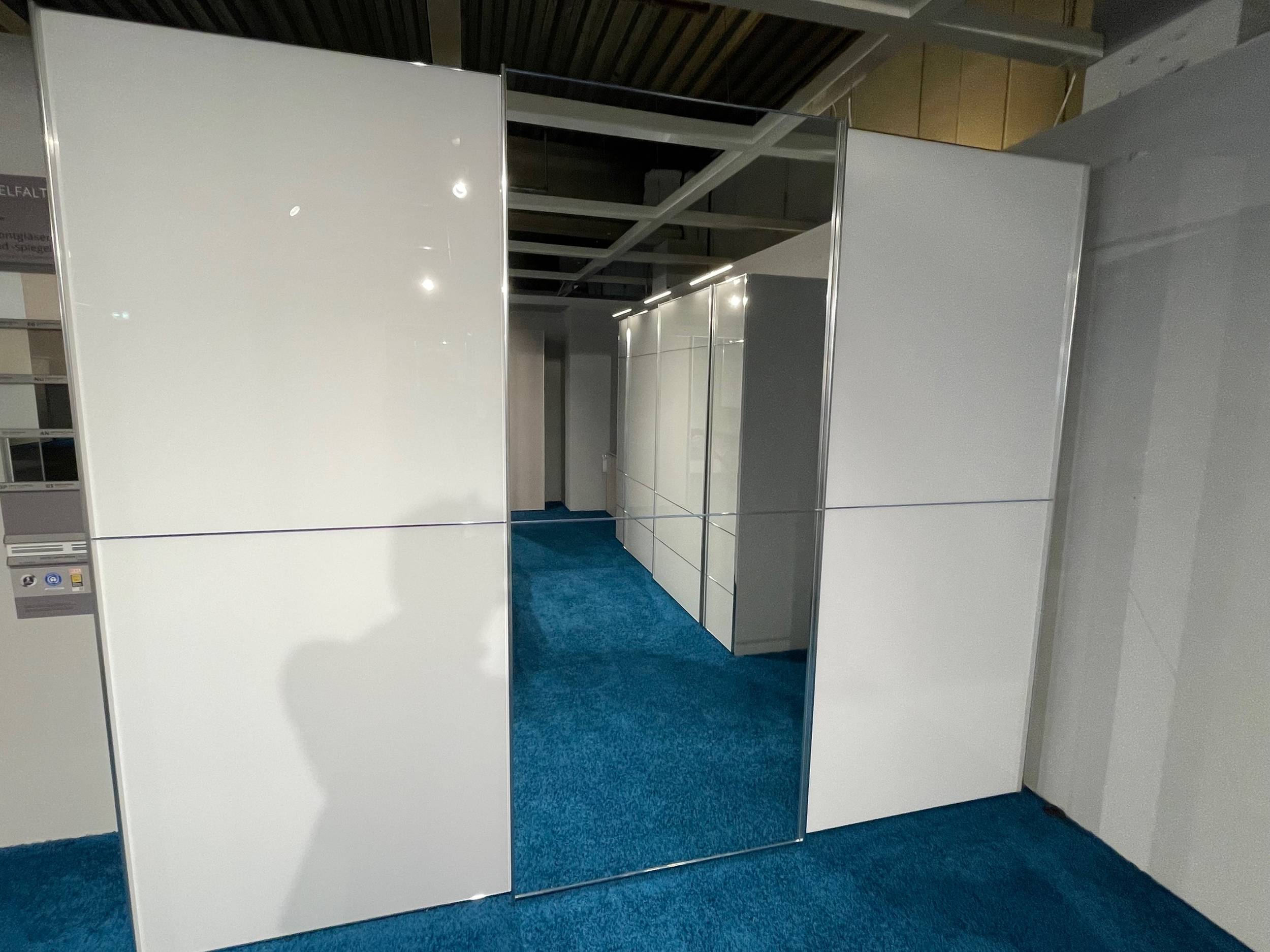 Schwebetürenschrank 7014100254