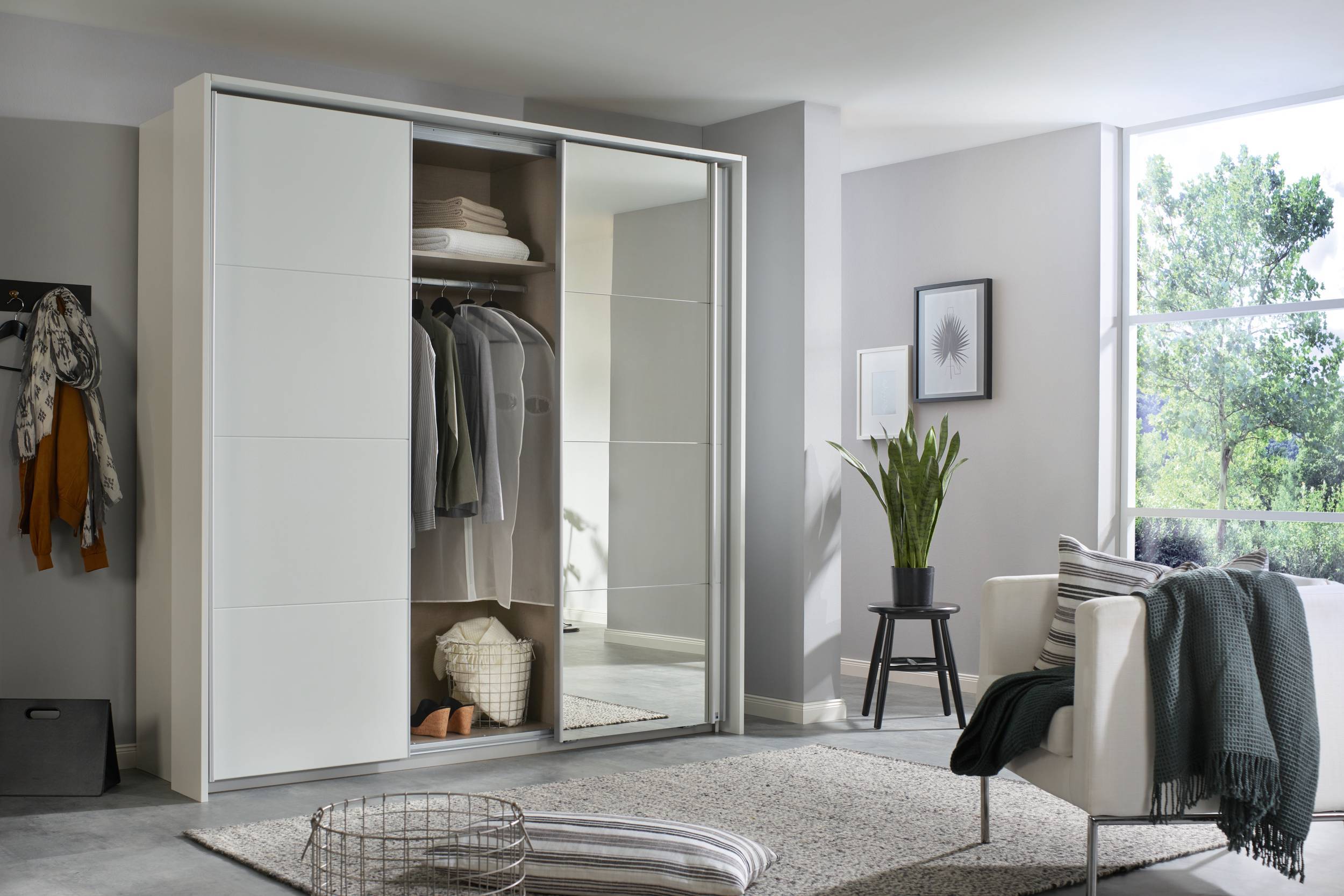 Schwebetürenschrank 7013400194