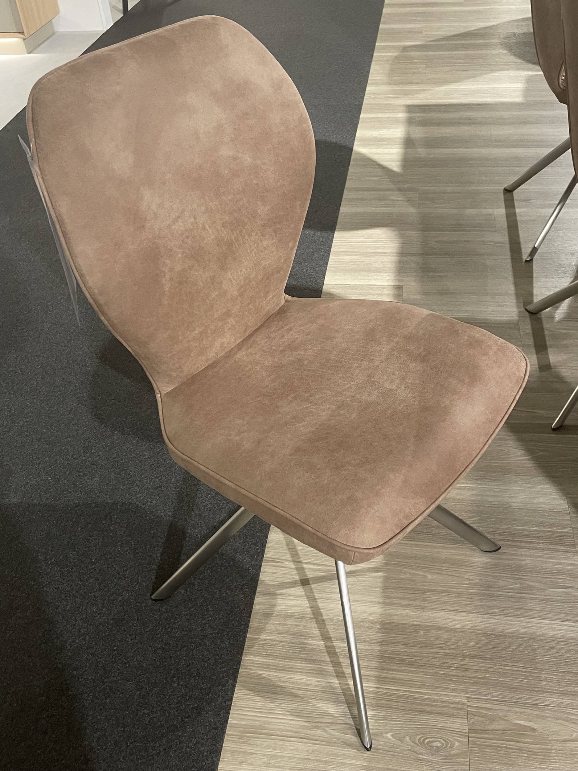 Stuhl 7018000377