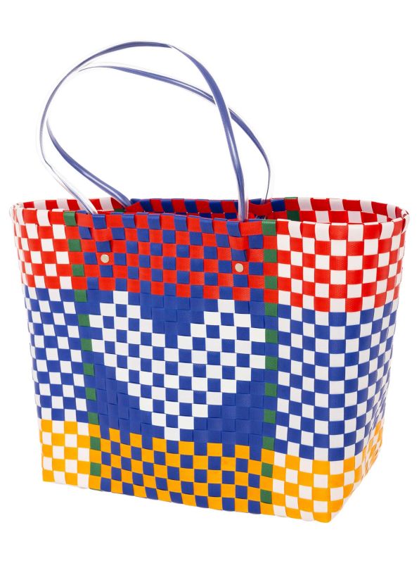 Bunte Korbtasche mit Herz