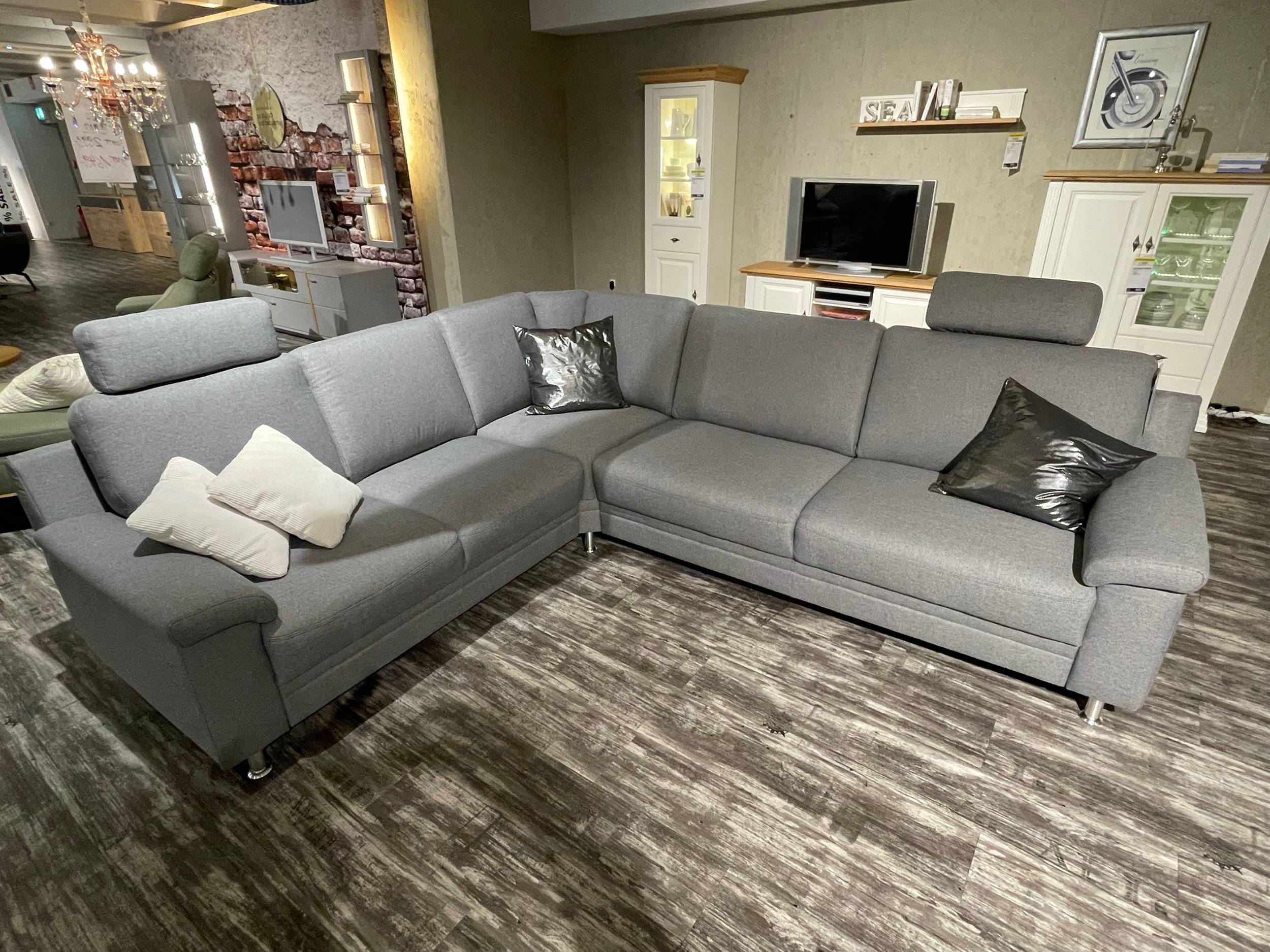 Wohnlandschaft 7088400210