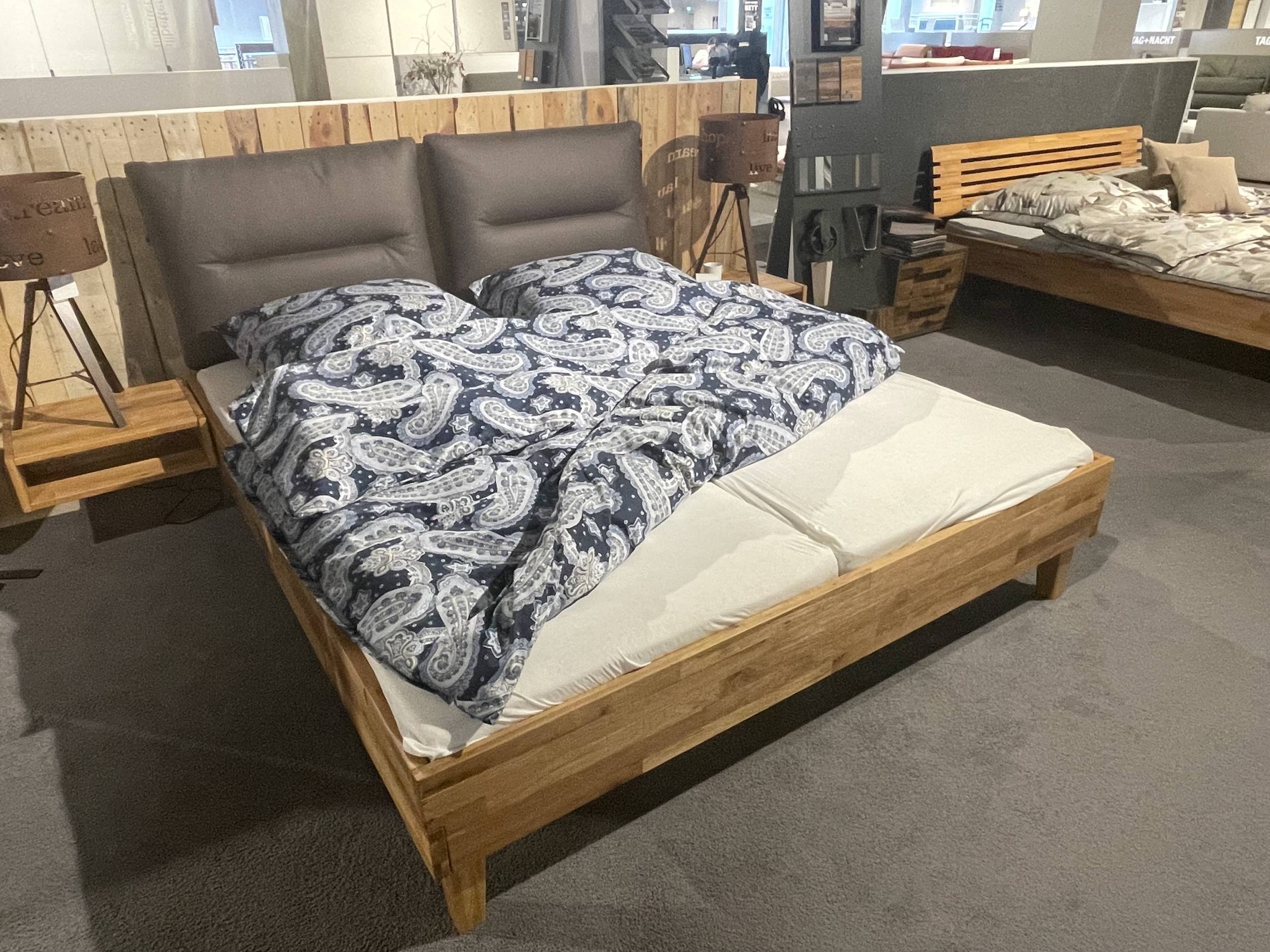 Bett  8080900063