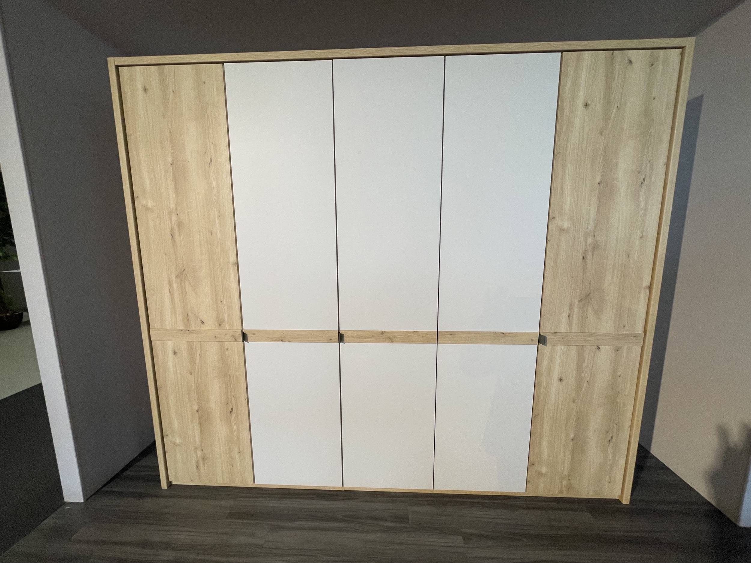 Drehtürenschrank 7055800452