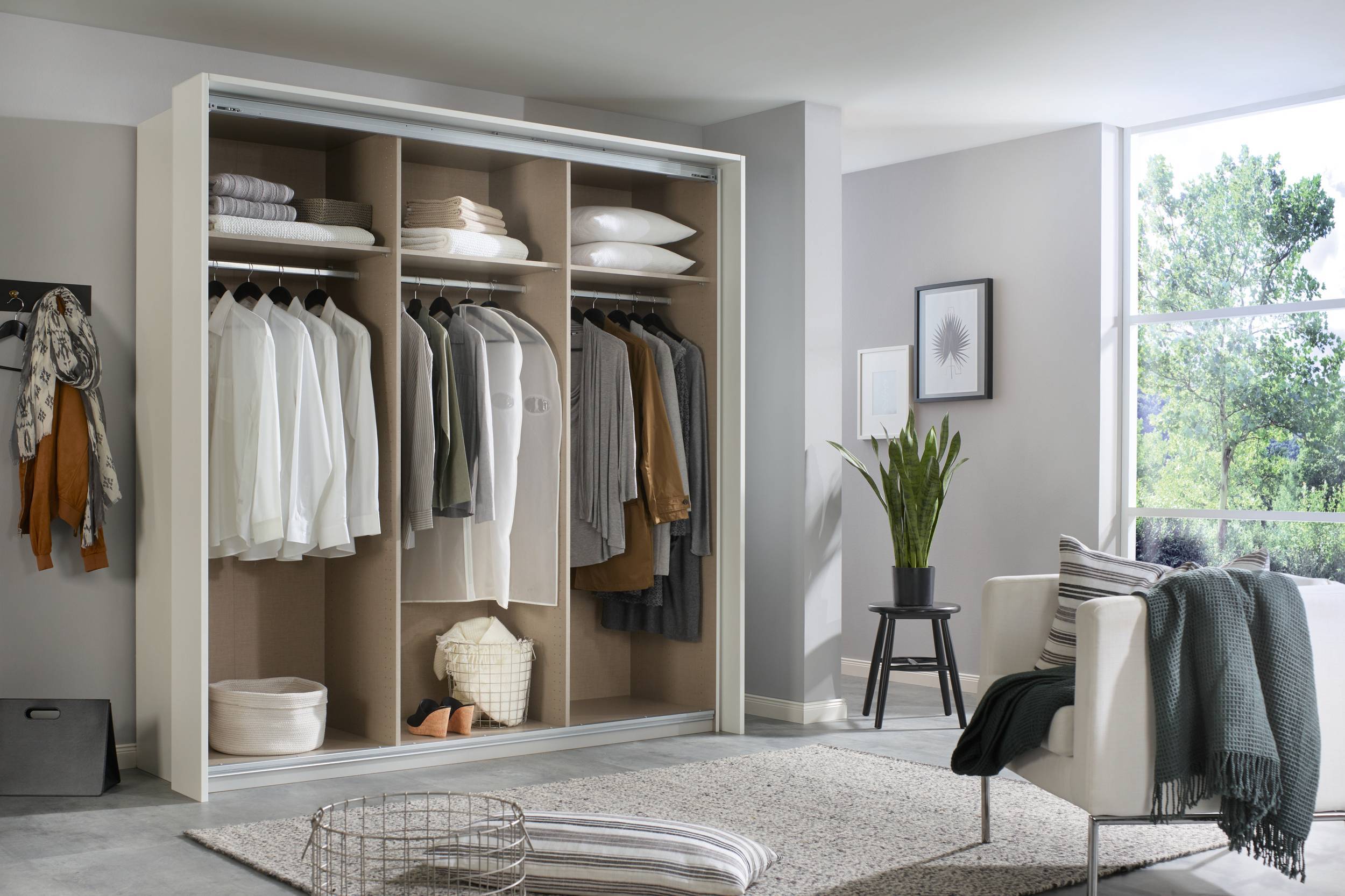 Schwebetürenschrank 7013400194