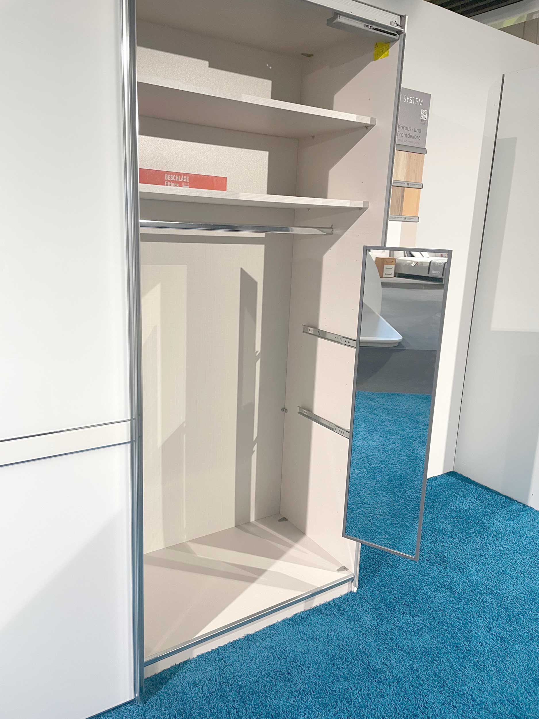 Schwebetürenschrank 7014100214